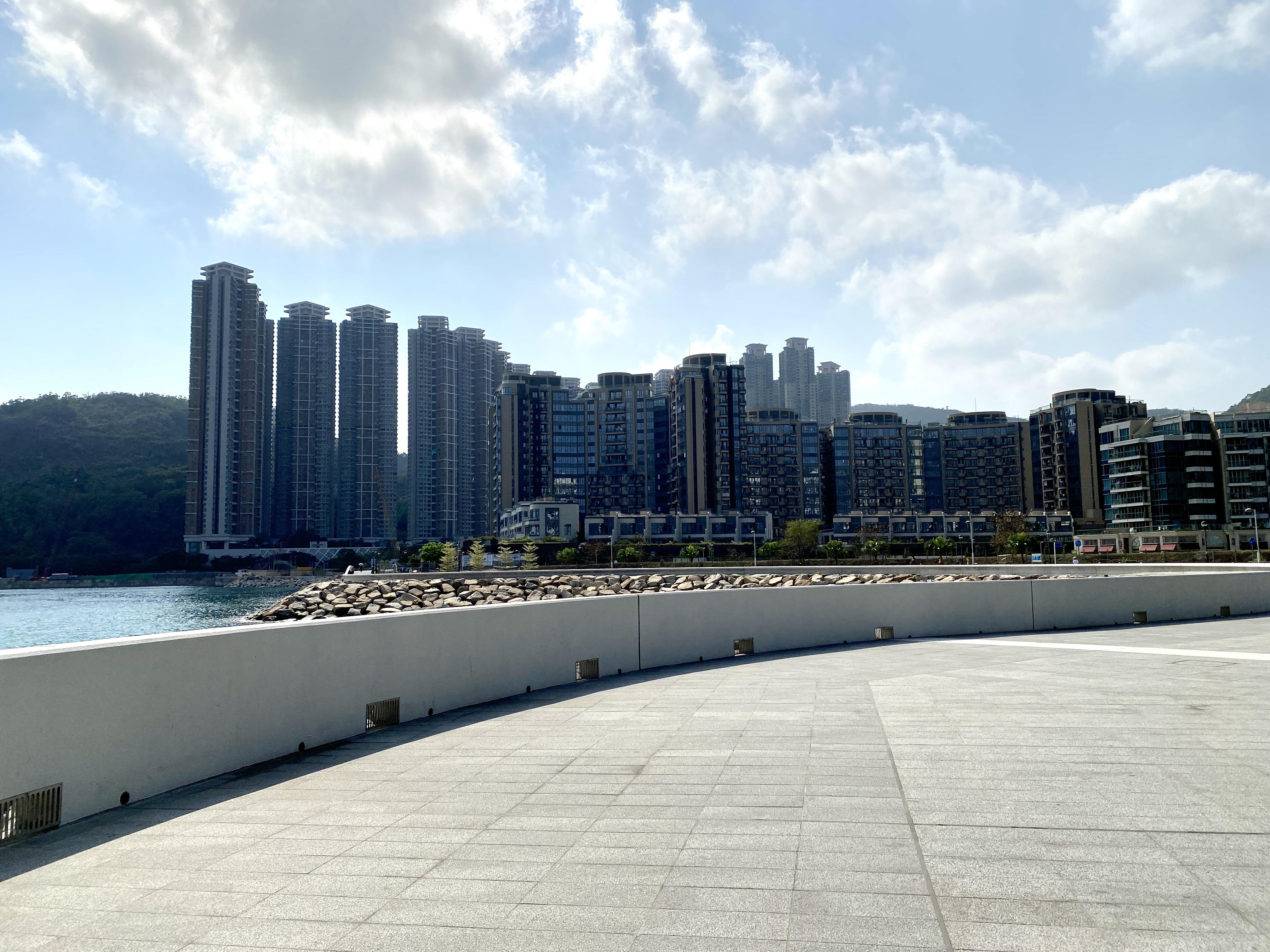 將軍澳海濱公園防浪牆